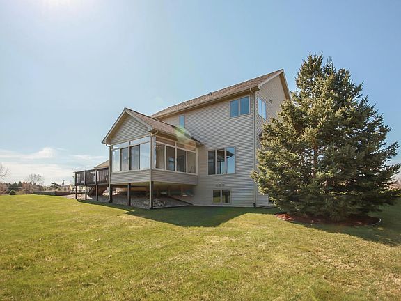 5th image of 8760 Big Bend Ct