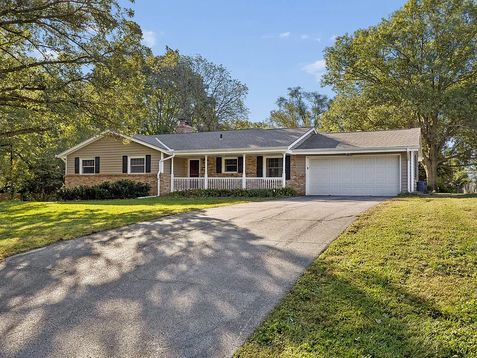 4545 Manchester Dr