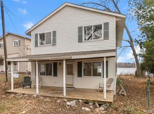 14487 McCaslin Lake Rd, Linden, MI 48451