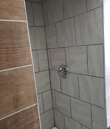 2nd image of 1552 Elm St APT 2