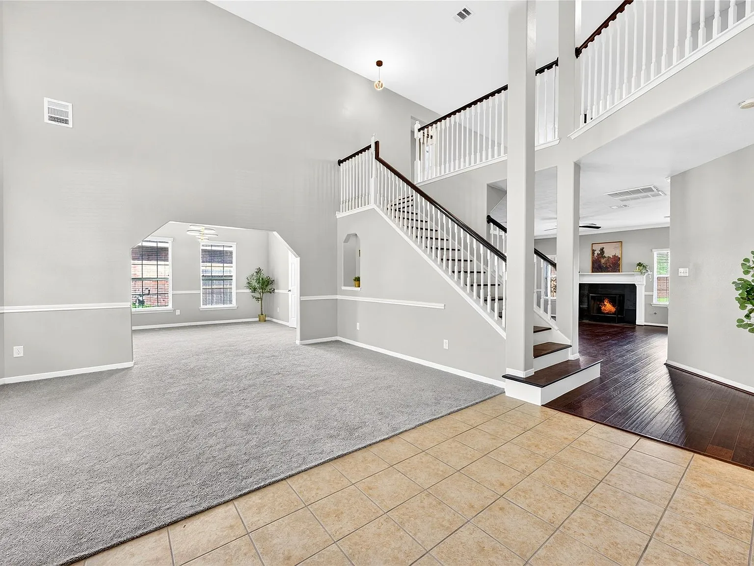 6 bed, 4.0 bath, 4102 sqft, $3,500 — Photo 4