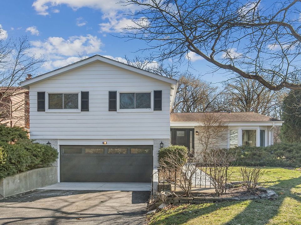 1st image of 958 Marvell Ln