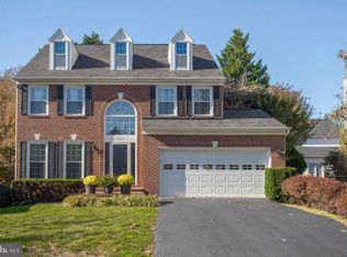 5624 Schoolfield Ct, Centreville, VA 20120