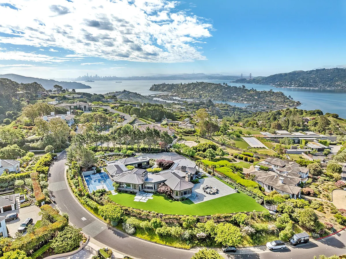 Building Photo - 138 Gilmartin Dr
