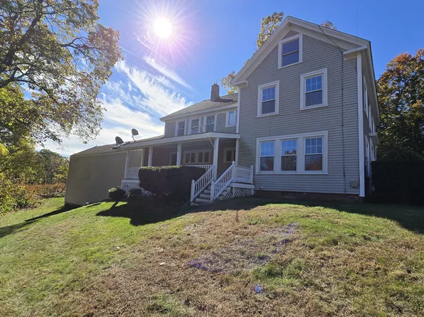 67 Sawyer Ave #A, Atkinson, NH 03811