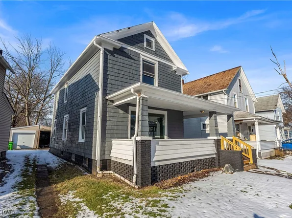 337 Lucas St, Barberton, OH 44203