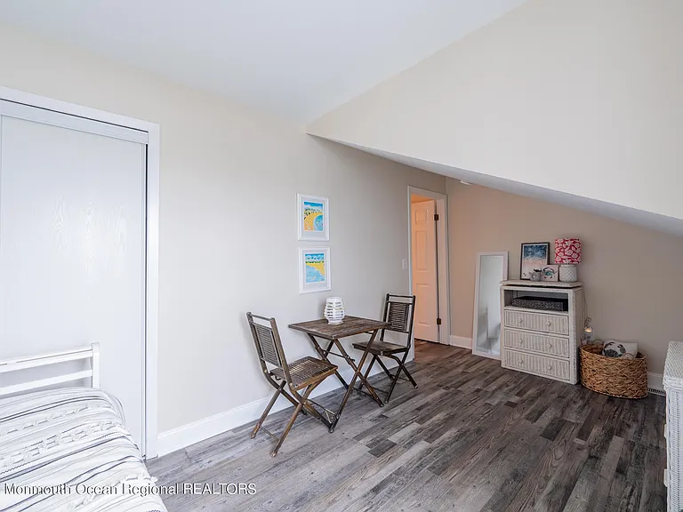 1713 Boulevard #7 — Photo 14