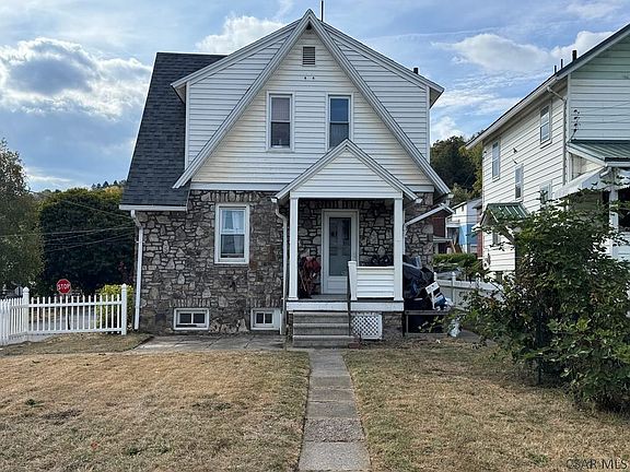 4th image of 130 Marbury Ave