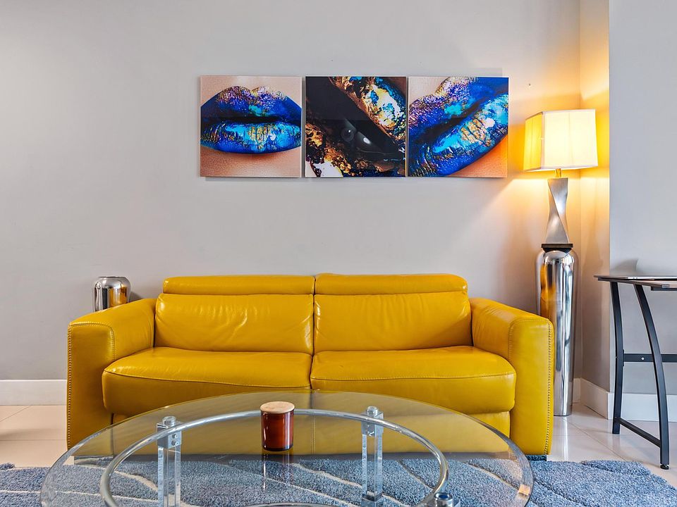 1st image of 485 Brickell Avenue #2506