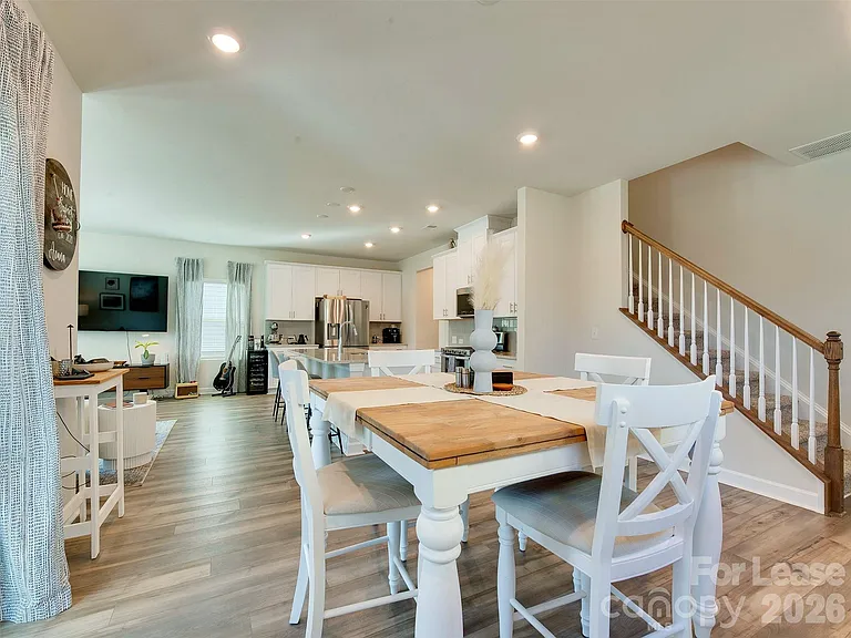 4009 Woodland View Dr — Photo 10