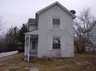7878 Service St, Masury, OH 44438