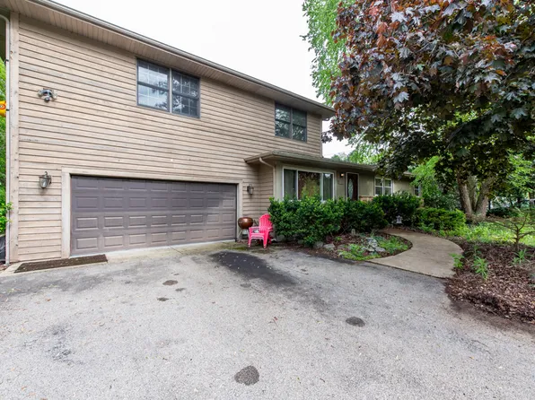 9519 Camp Lake Rd, Salem, WI 53168