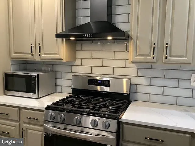 3027 Shannon Dr — Photo 14