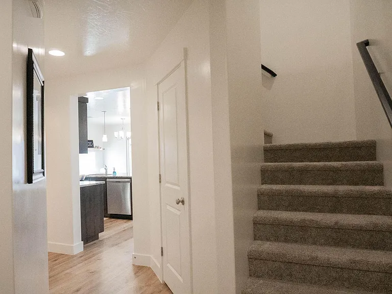 3856 E Transam Ln — Photo 5