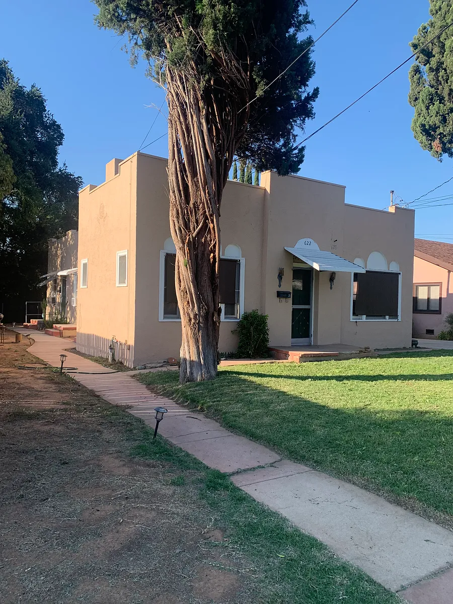 Building Photo - 622A Glenwood Dr