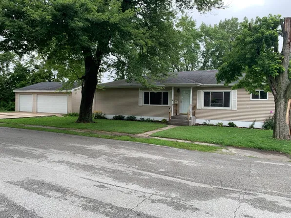 231 N Ash St, Hobart, IN 46342