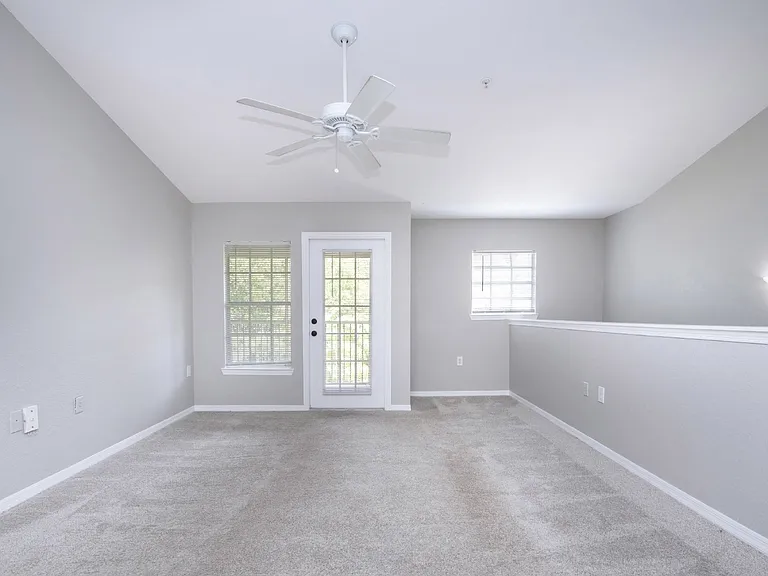 8905 Manor Loop #201 — Photo 4