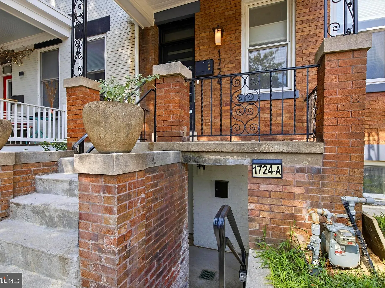 1 bed, 2105 sqft, $1,885 — Photo 2