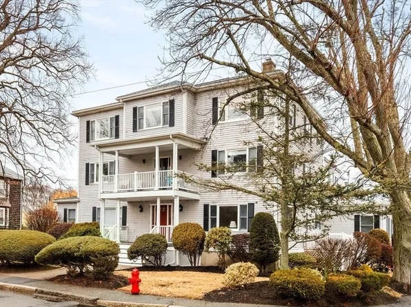 162 Willow Rd APT 2, Nahant, MA 01908