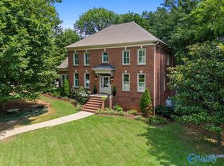 2 Saint Charles Rd SE, Huntsville, AL 35801