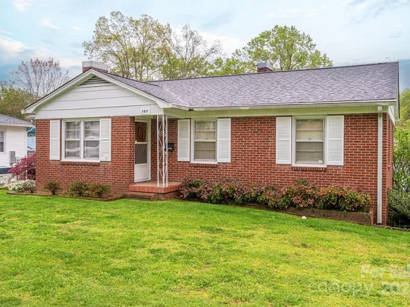 107 W Maine Ave, Bessemer City, NC 28016