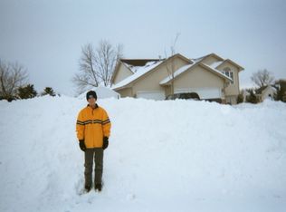 11863 Marigold Pl, Lindstrom, MN 55045