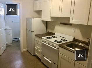 122 Inman St #3, Cambridge, MA 02139