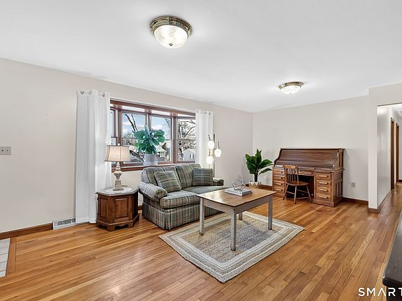 2nd image of 15 Johnson Road