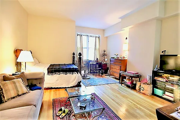 Rented by JK Dansar Corp | media 5