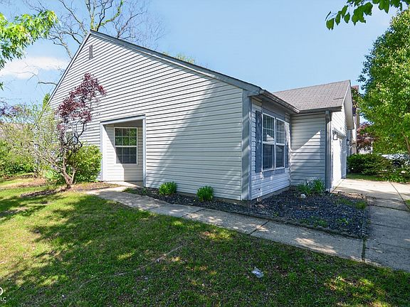 2nd image of 3654 Cedar Pine Pl