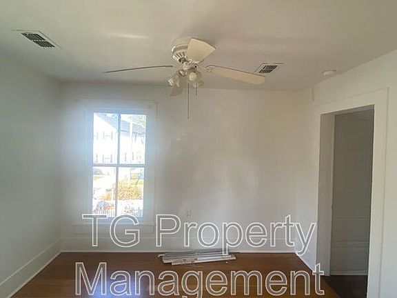 5th image of 32 Sanford St Unit C