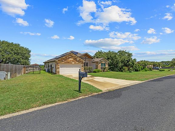 4th image of 1027 Jewel Ln