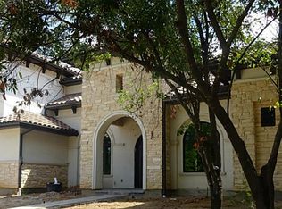 10 Berkley Hall Ct, The Woodlands, TX 77389