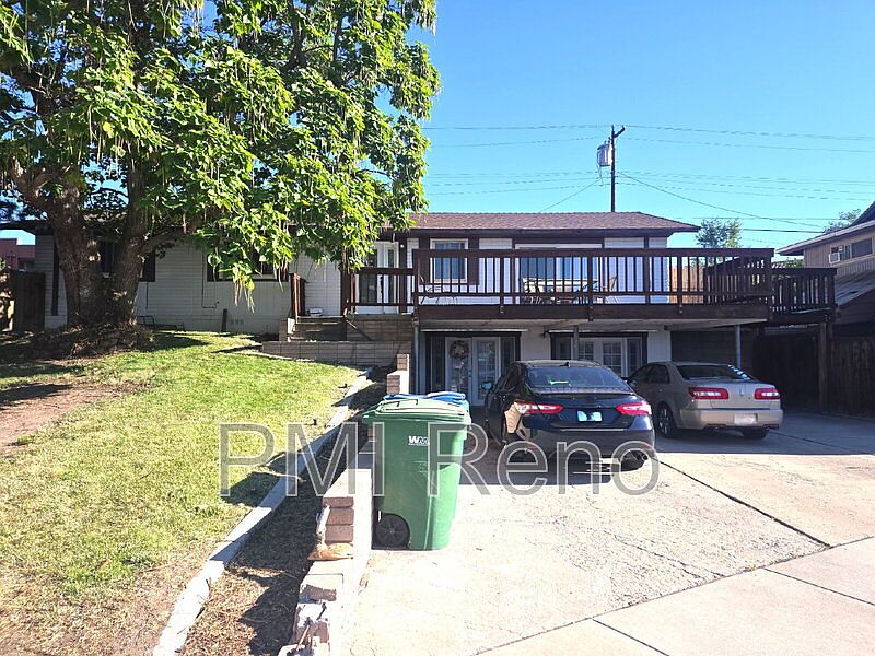 2nd image of 1960 Brunetti Way Unit U