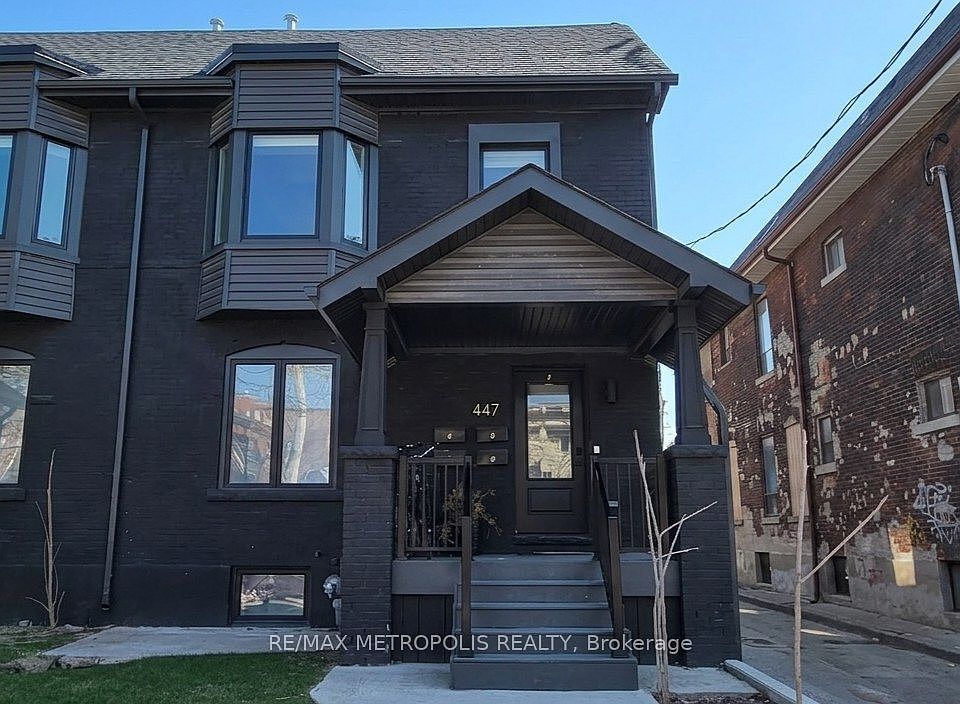 1st image of 447 Lansdowne Ave