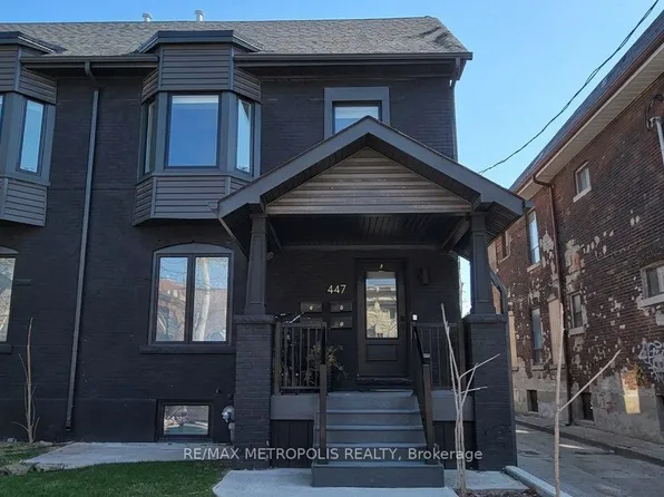 447 Lansdowne Ave, Toronto, ON M6H 3Y2