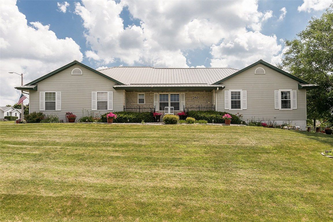 290 Circle Dr, Walford, IA 52351 Zillow