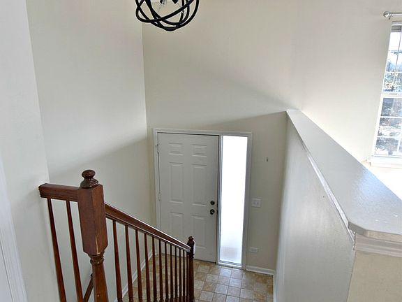 5th image of 1005 Castleshire Dr