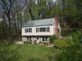 32 Parmalee Hill Rd, Newtown, CT 06470