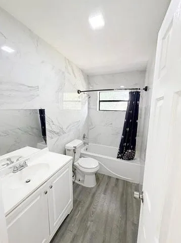 1135 NW 127th St — Photo 16