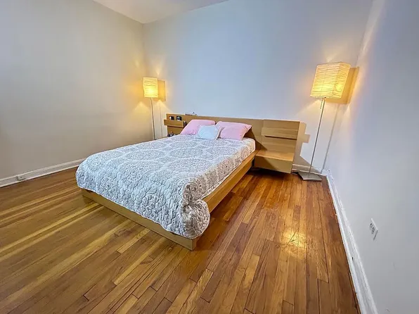 90-11 35th Ave APT 1H, Queens, NY 11372