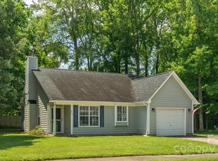 5019 Poplar Glen Dr, Matthews, NC 28104