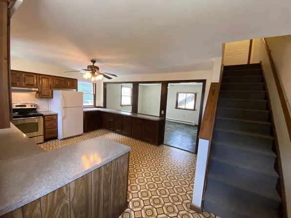 10 Pearl St #3, Danbury, CT 06810