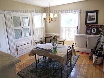 4th image of 27 Parsons St #1