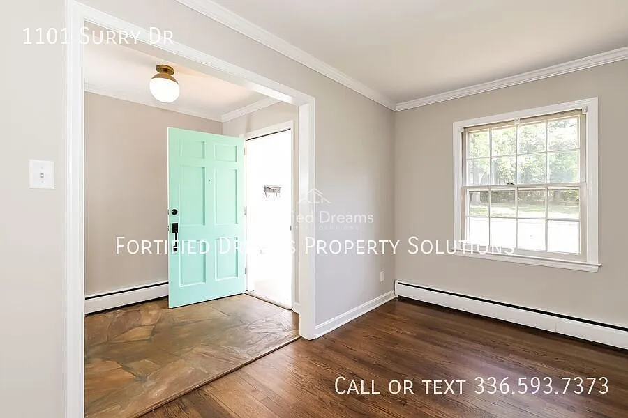Available August 10: 3 Bed / 3 Bath Brick Ranch on Surry Dr, Guilford Hills, Large Basement & 2 B... — Photo 4