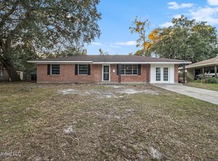 1008 Augustine Dr, Gulfport, MS 39507