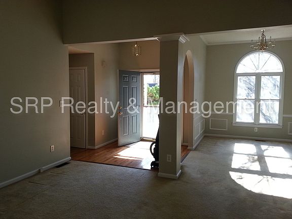 3rd image of 2018 Baronwood Ct