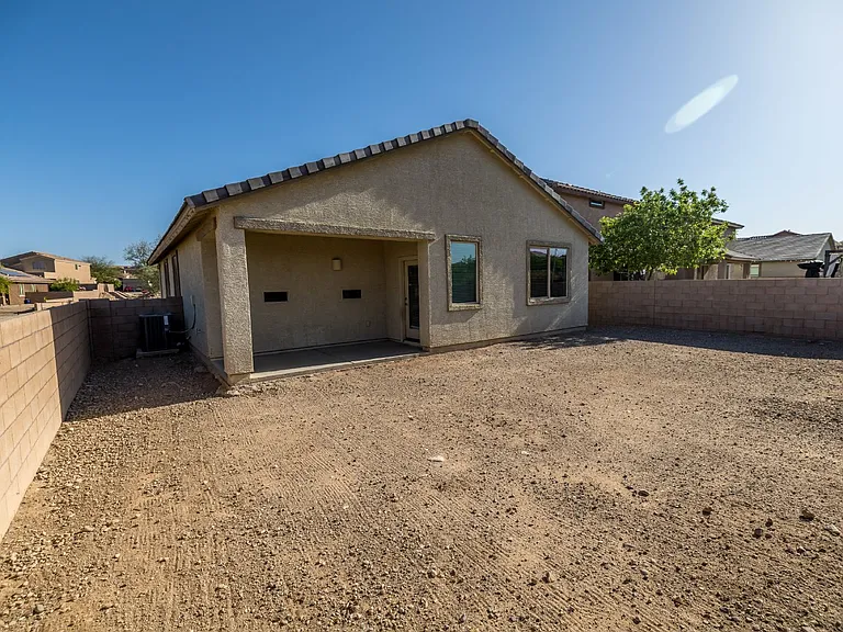 10458 S Cutting Horse Dr — Photo 28