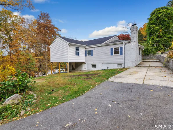 115-A Squantuck Road, Seymour, CT 06483