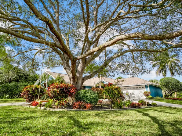 1022 SW Tiburon Way, Palm City, FL 34990